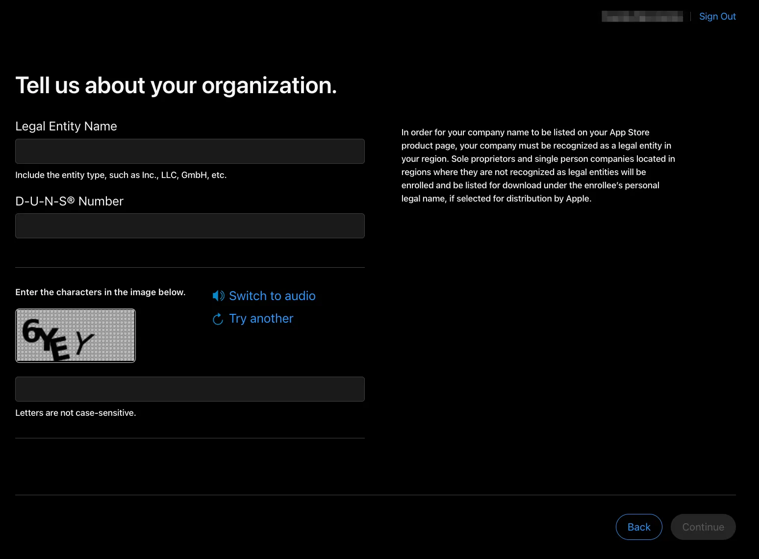 Назва організації відображатиметься як назва продавця програм в App Store.