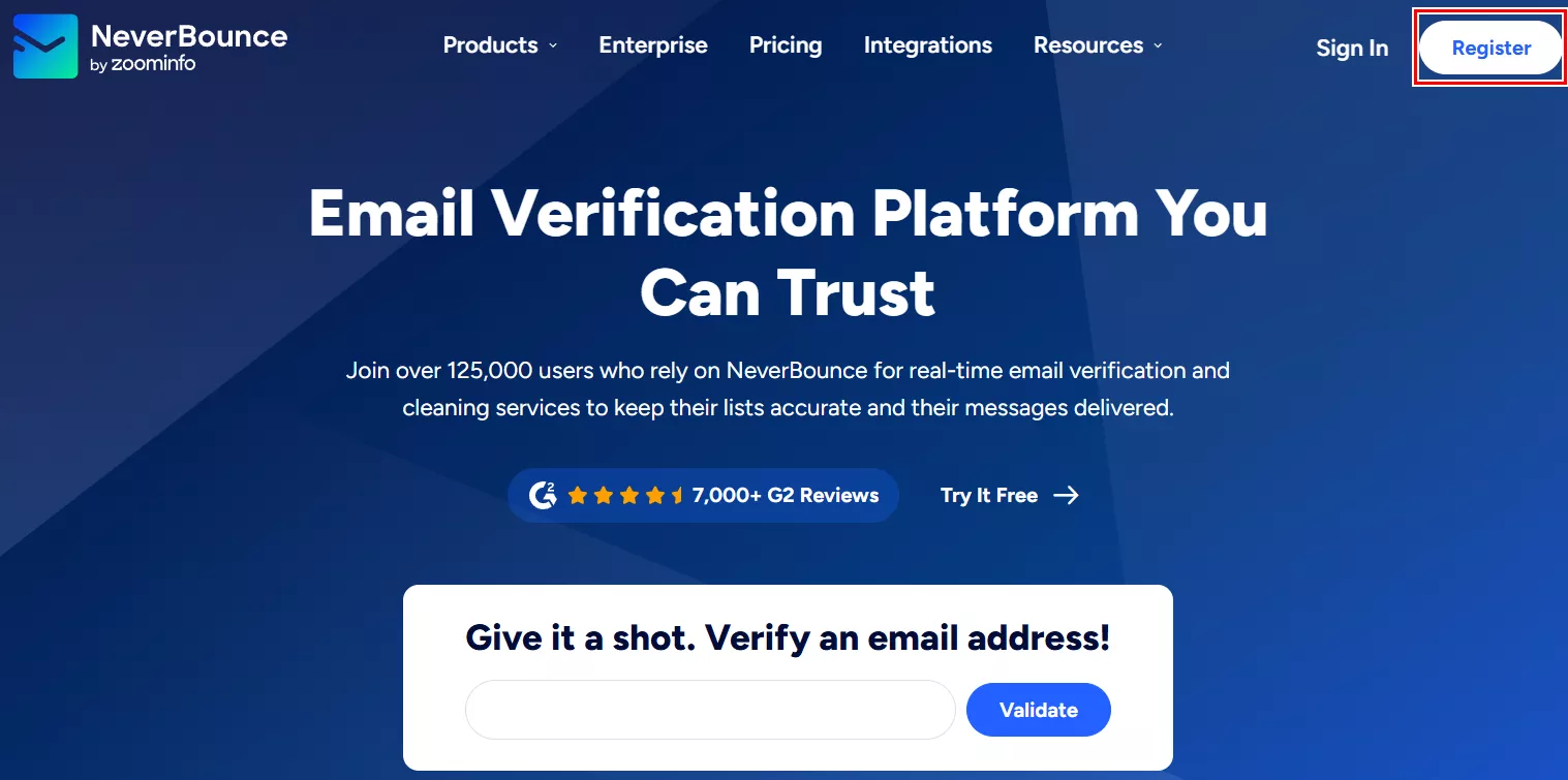 Перейдіть на сайт neverbounce.com і натисніть на Register. 
