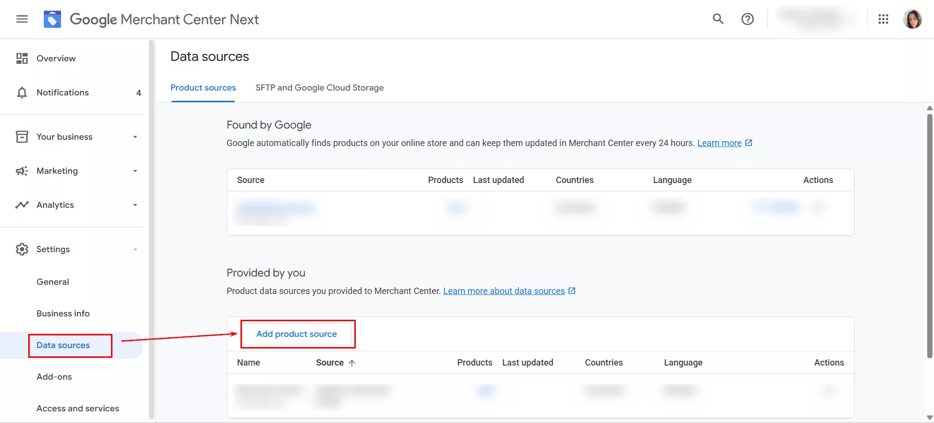 Щоби додати фід зайдіть в «Джерела даних» (Data sources), натисніть «Додати джерело даних про товари».