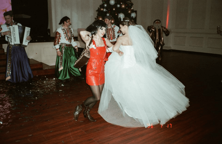 танцы с невестой